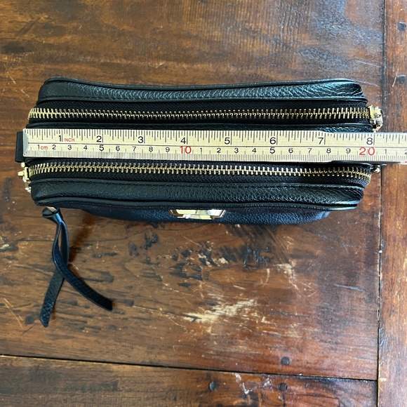 MARC JACOBS The Softshot Black Leather Crossbody Camera Bag - Picture 11 of 14